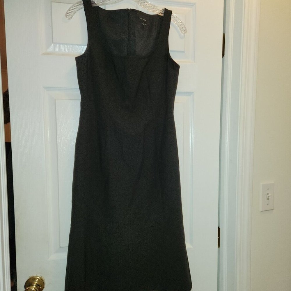 The Limited Black Sleeveless Little Black Dress Lined Size 4 Professional